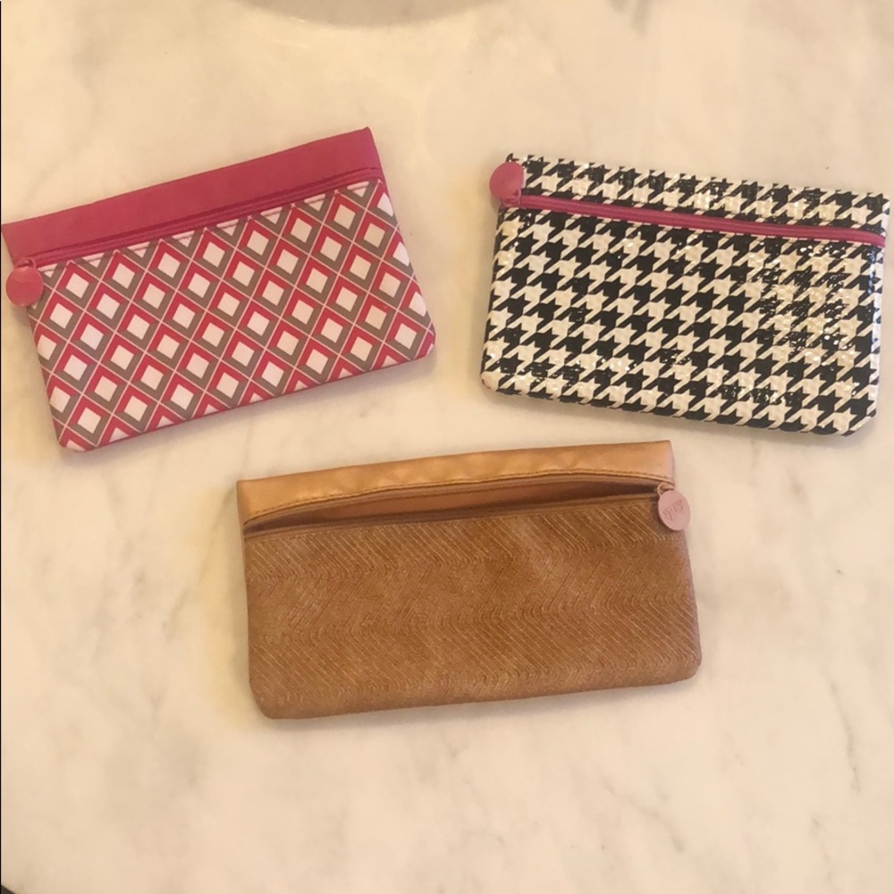 Ipsy make up bags